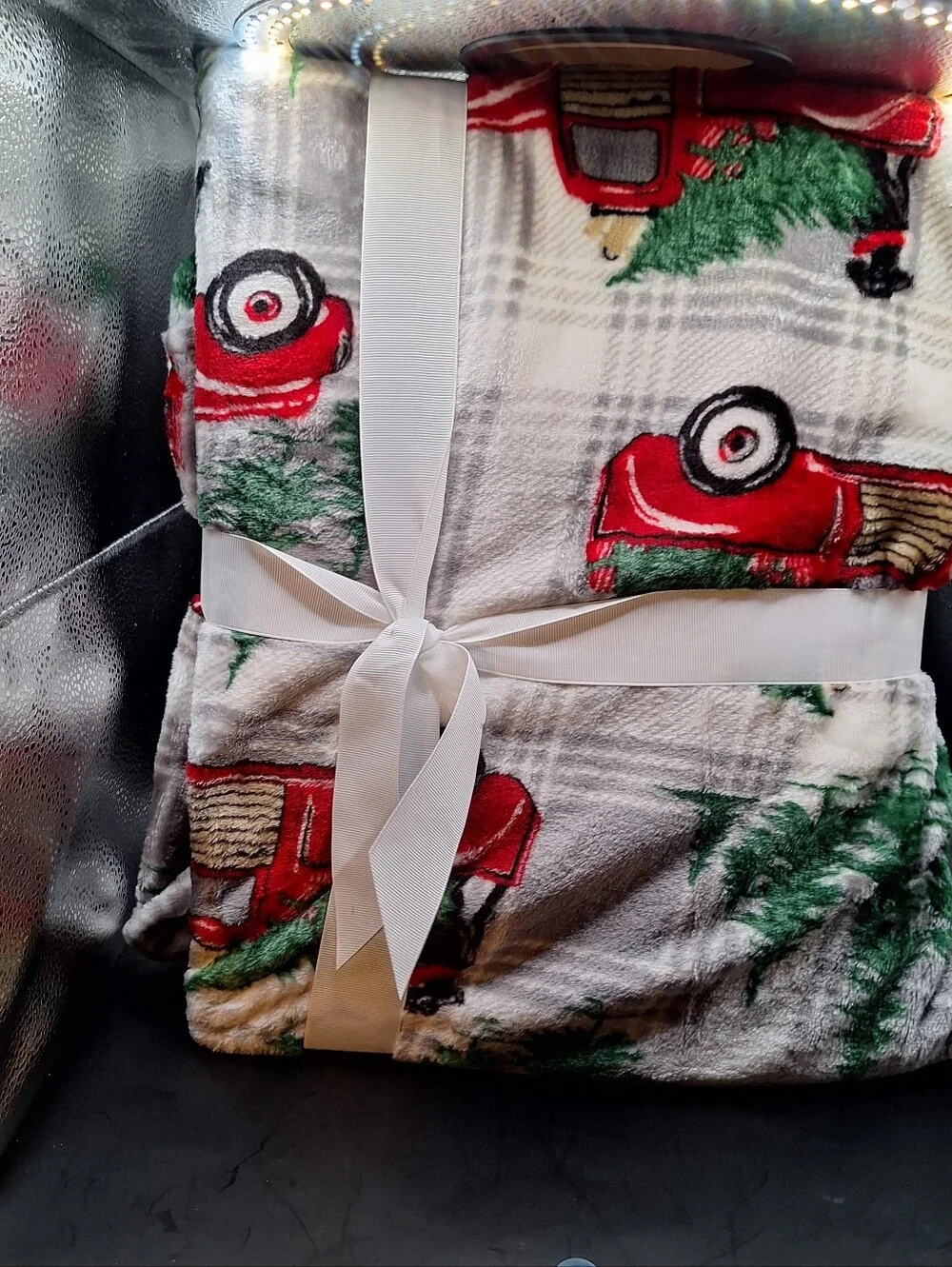 North Pole Trading Oversized 50x60  Plush Throw is a cozy